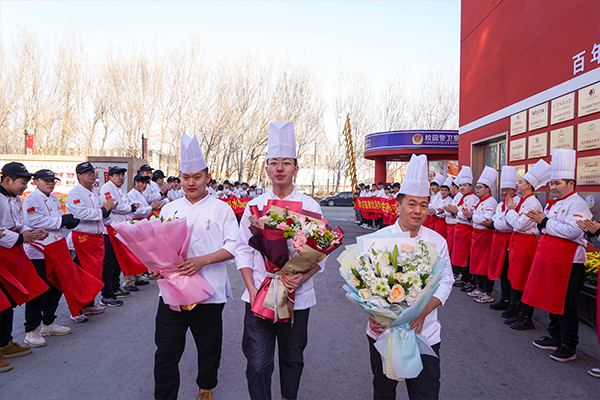 1735003550883227.jpg 02.jpg