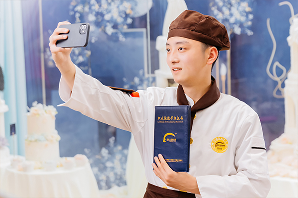 1739261352349288.jpg 05.jpg