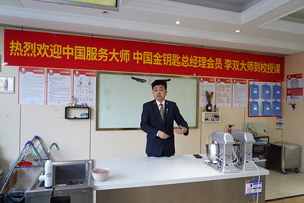 1740118368106443.jpg 04.jpg