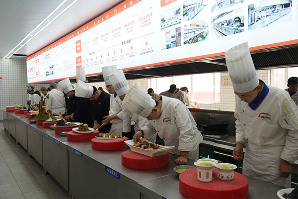 1740120804792344.jpg 02.jpg