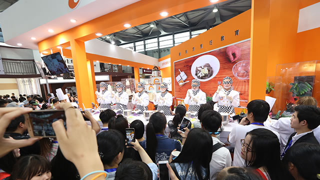 �|���������H����չ