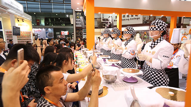 �W(xu��)����ˇ�F(xi��n)��չʾ