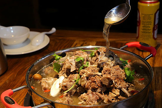 ����������