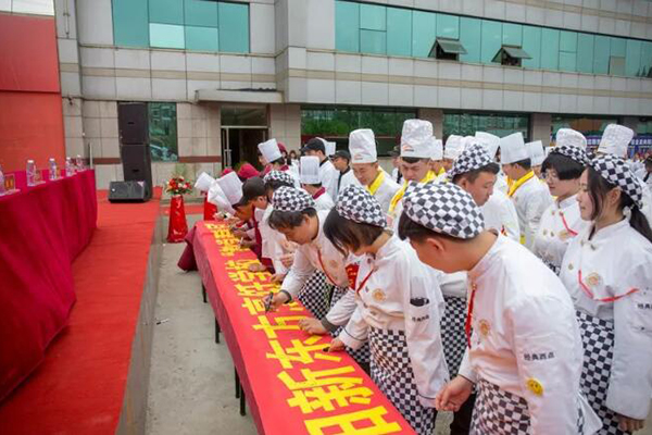 ����|�������W(xu��)У �N����Ӗ(x��n)�W(xu��)У