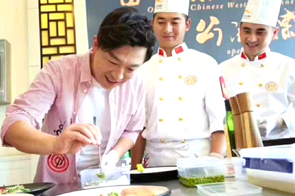 ���(y��ng)�|�������W(xu��)У ������Ӗ(x��n)�W(xu��)У