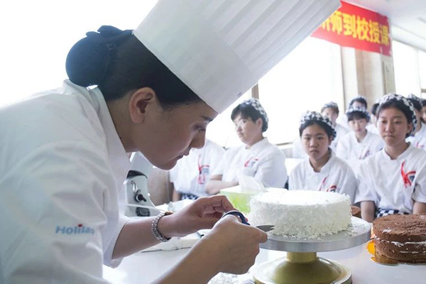 ���(y��ng)�|�������W(xu��)У ���c(di��n)��Ӗ(x��n)�W(xu��)У