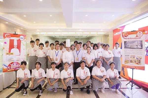 ���(y��ng)�|�������W(xu��)У ���c(di��n)��Ӗ(x��n)�W(xu��)У