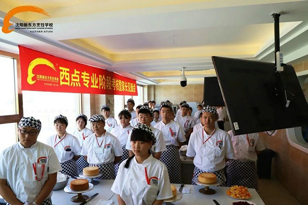 ����|�������W(xu��)У ���c(di��n)��Ӗ(x��n)