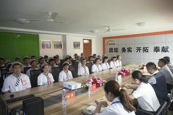 ���(y��ng)�|�������W(xu��)У ���c(di��n)��Ӗ(x��n)