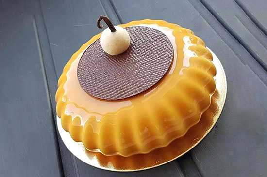 ������浰��