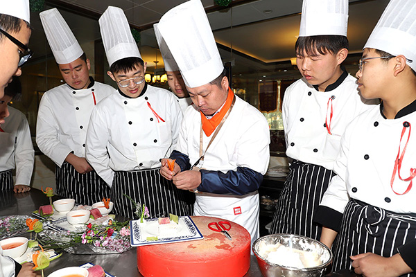 �W(xu��)�N��