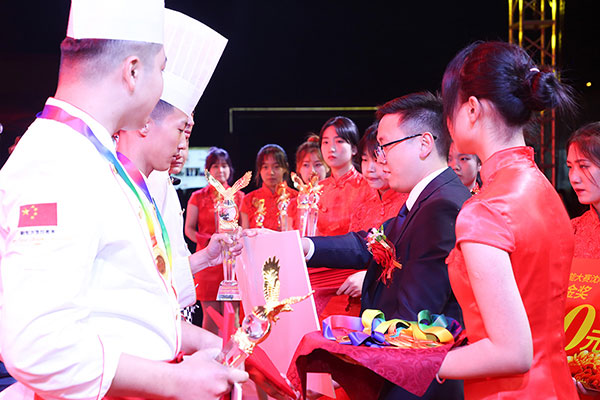 �W(xu��)�N��